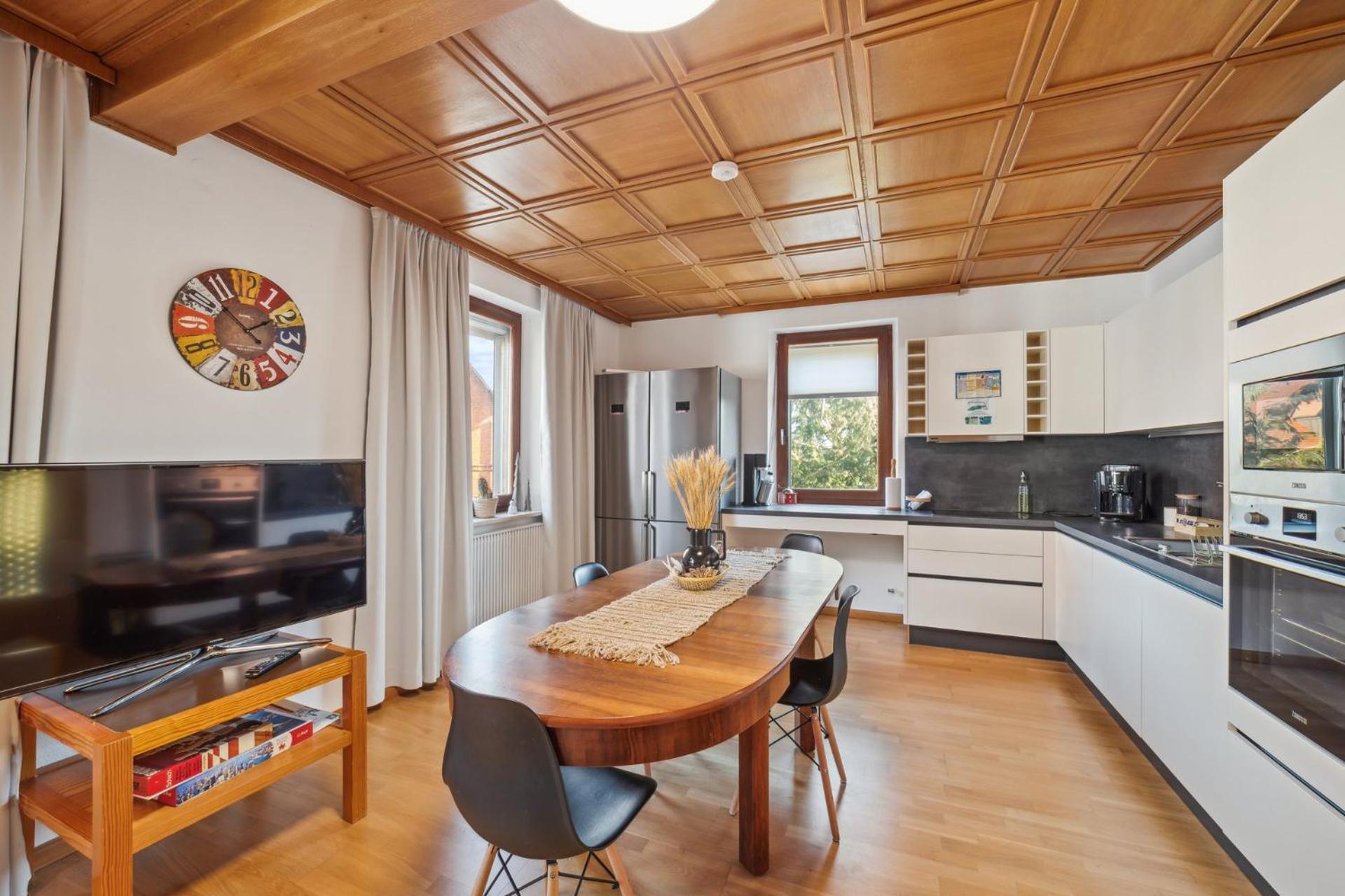 Sali Homes K39 Monte-carlo -spacious 6-bedroom With Terrace And Garden Views In Ideal For Groups Apartment *